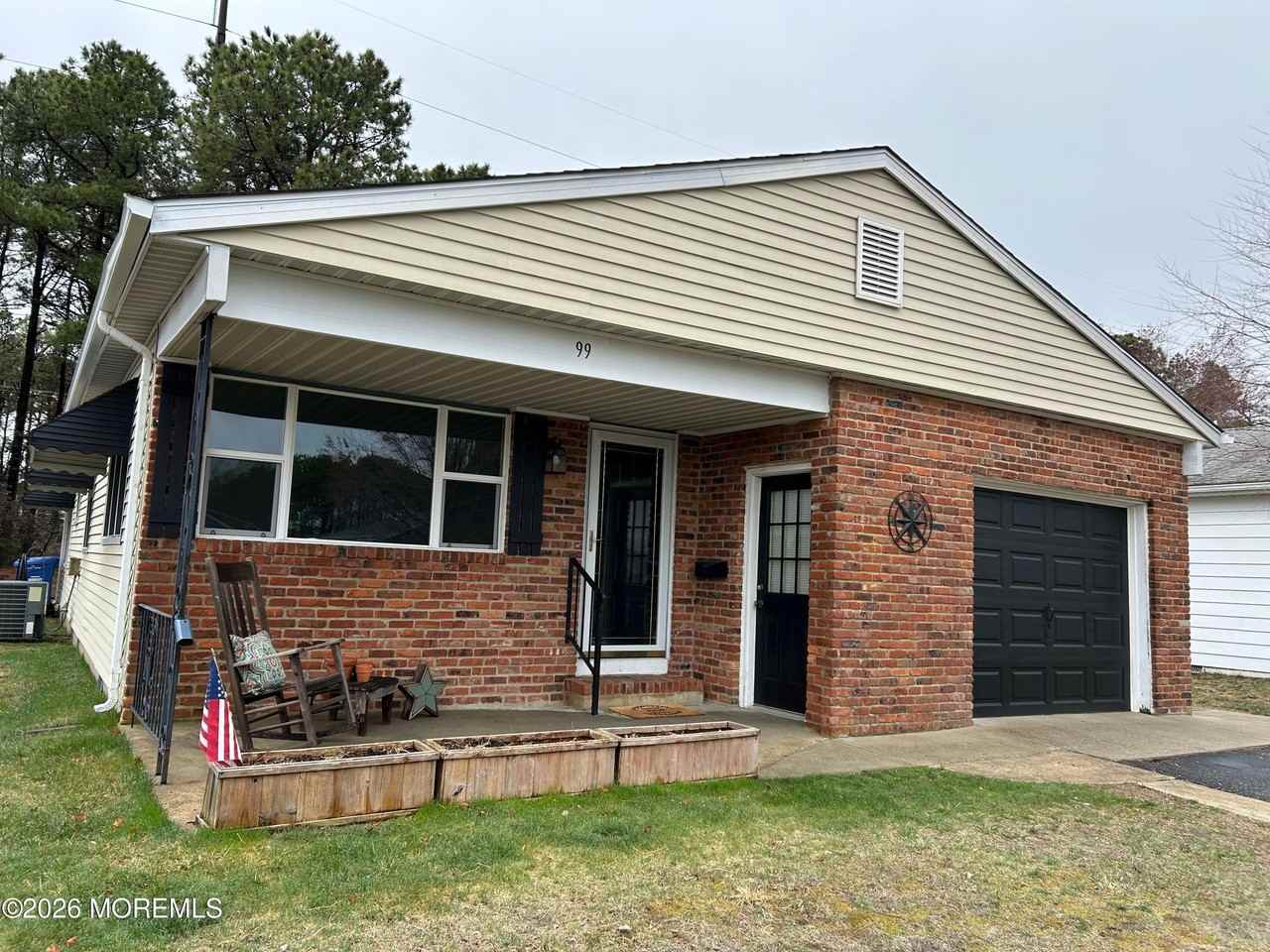 99 San Carlos St - Photo 3 of 10