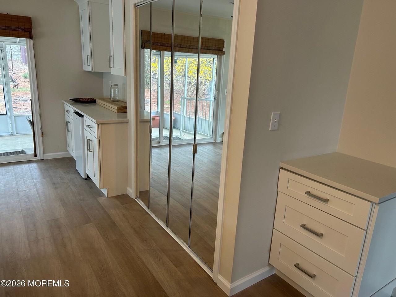 99 San Carlos St - Photo 6 of 10