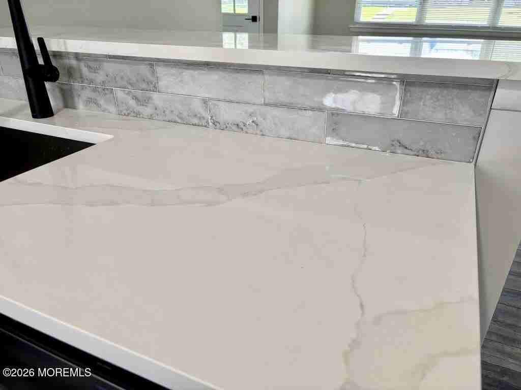 43C Edinburgh Ln - Photo 7 of 18