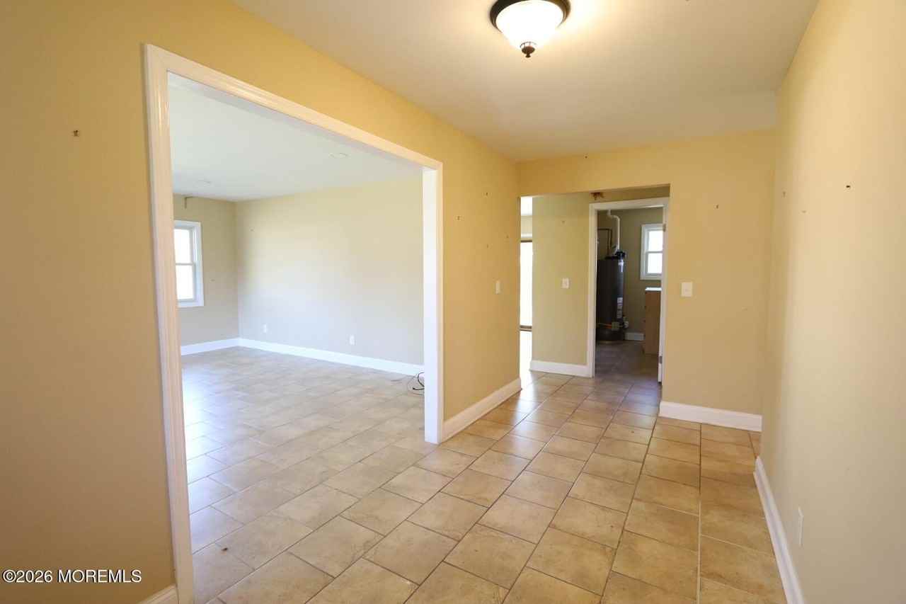 1540 Birmingham Ave - Photo 2 of 14