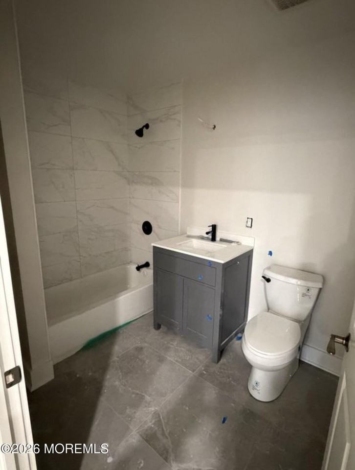 808 Asbury Ave Apt 1 - Photo 3 of 9