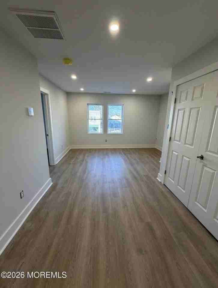 808 Asbury Ave Apt 1 - Photo 4 of 9