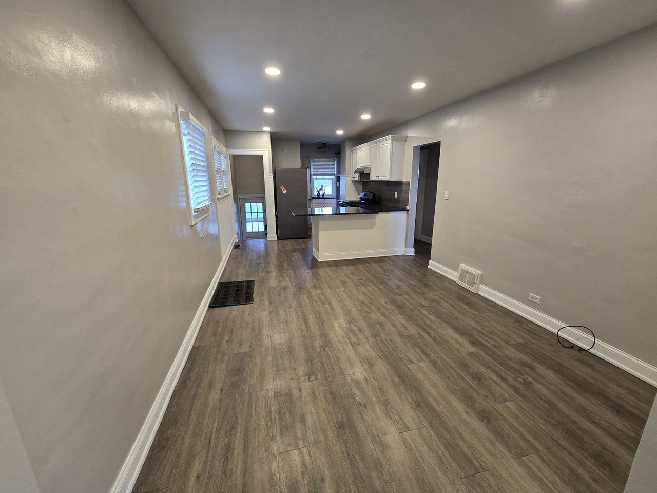 185 S Pick Ave - Photo 5 of 24
