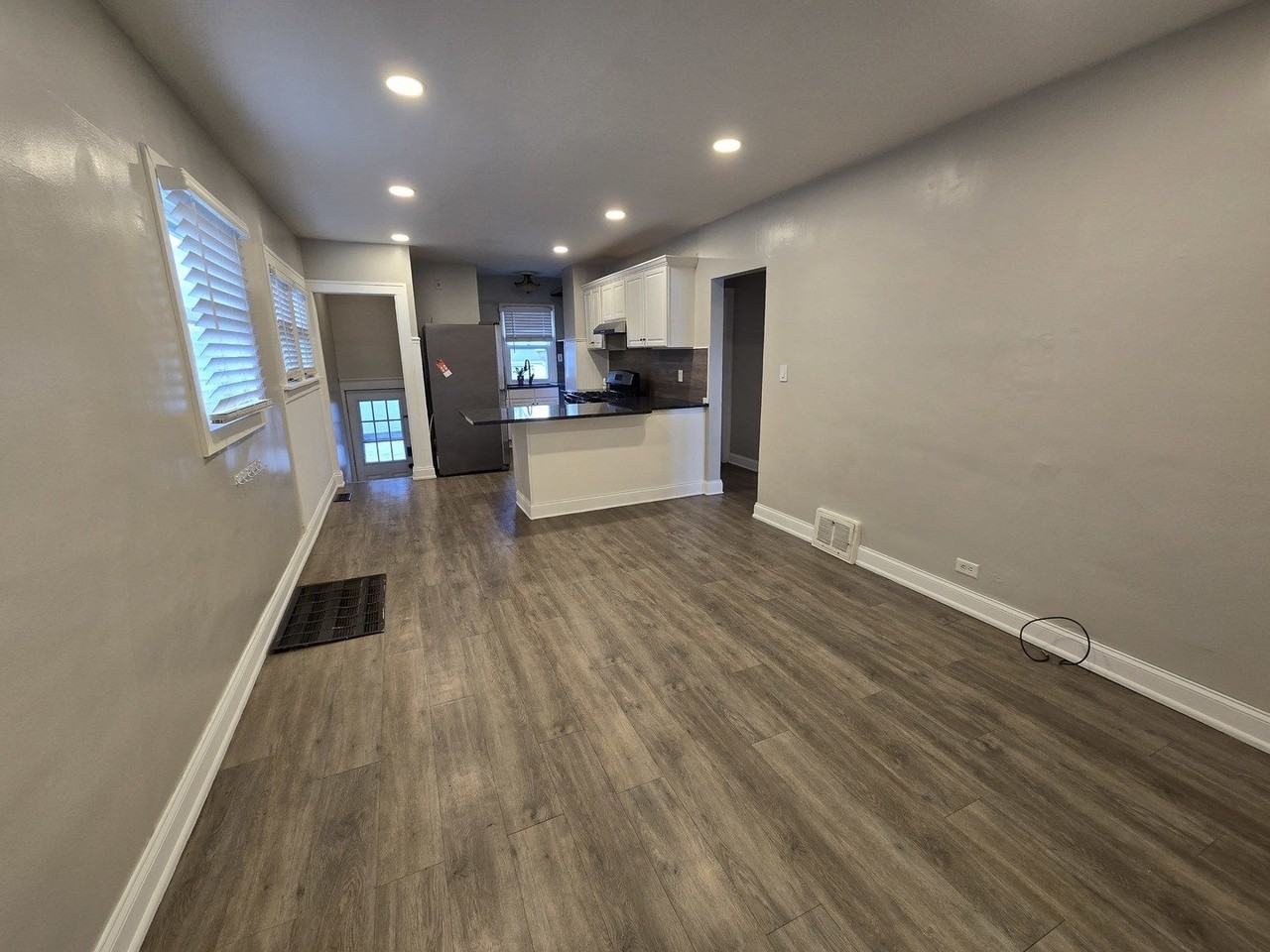 185 S Pick Ave - Photo 6 of 24
