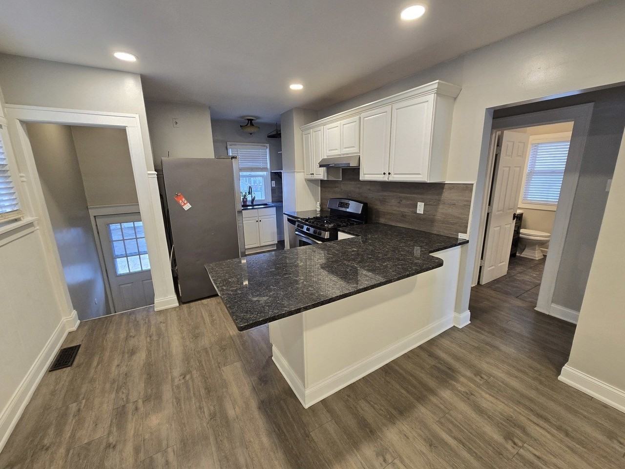 185 S Pick Ave - Photo 7 of 24