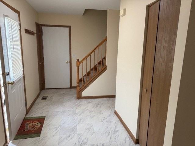 1217 Regent Dr - Photo 2 of 19