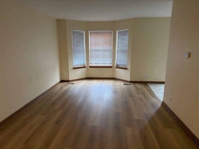 1217 Regent Dr - Photo 4 of 19