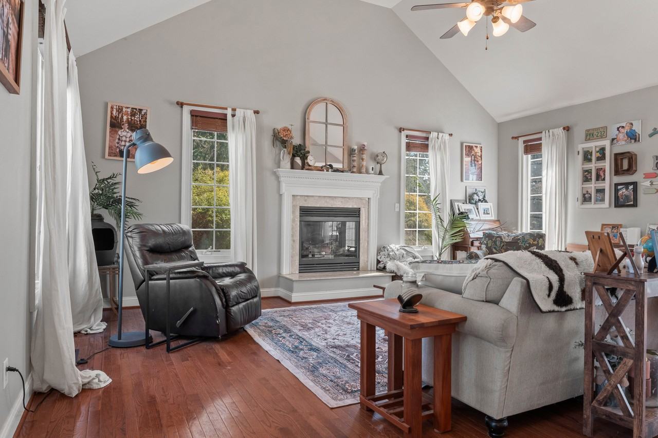 98 Merganser Dr #1 - Photo 3 of 26