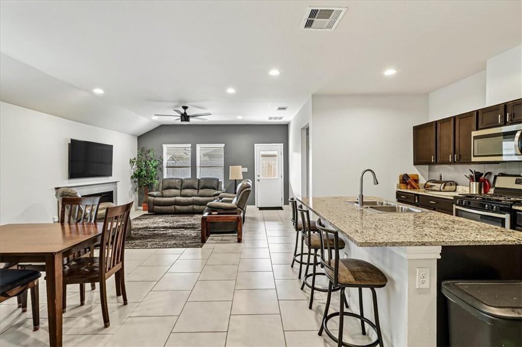 2322 Sky Crest Dr #1 - Photo 4 of 10