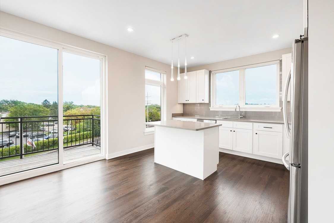 246 Green Bay Rd #313 - Photo 4 of 15