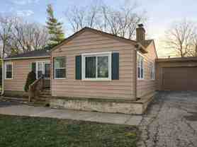 36752 N Wildwood Dr - Photo 1 of 1