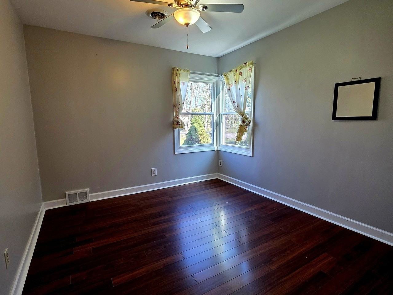 36752 N Wildwood Dr - Photo 7 of 14