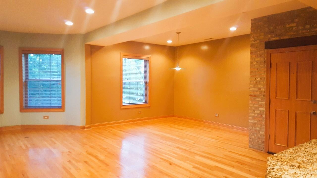 5336 S Prairie Ave Apt 2n - Photo 3 of 19