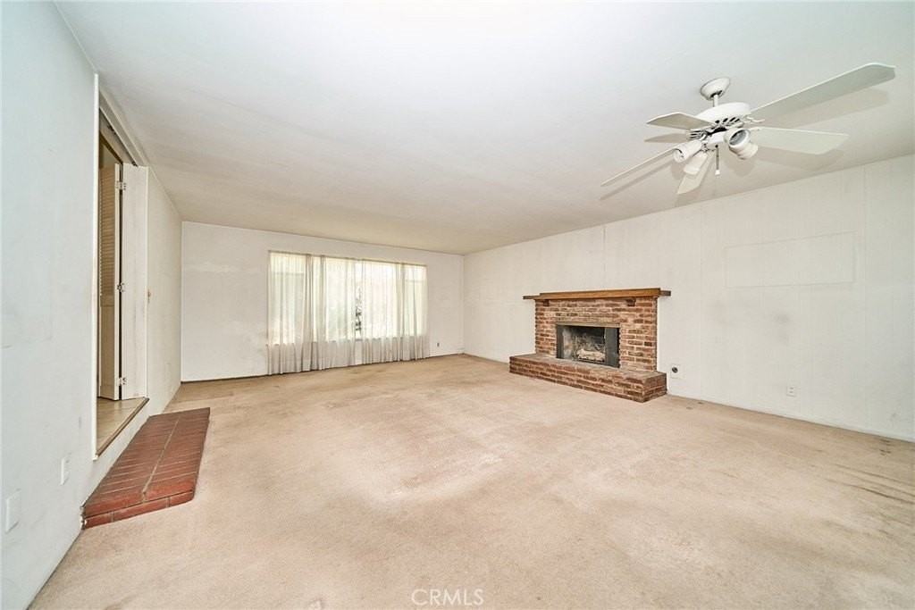 315 E Las Flores Ave - Photo 6 of 28