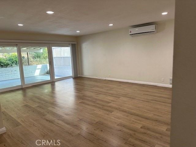 1300 Kempton Ave - Photo 3 of 17