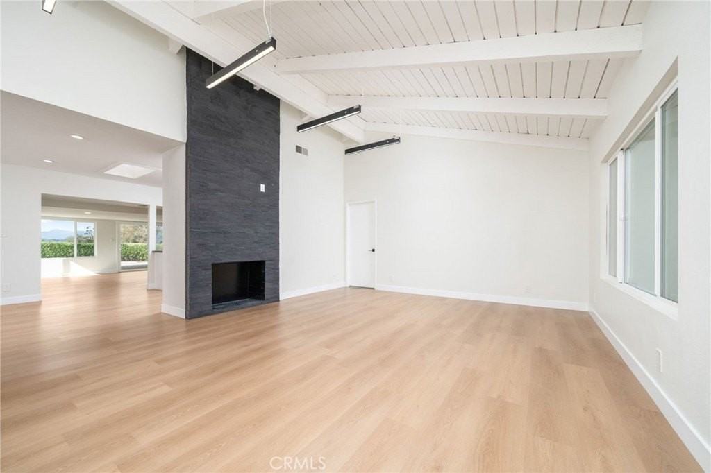 1153 Flintlock Rd - Photo 2 of 16