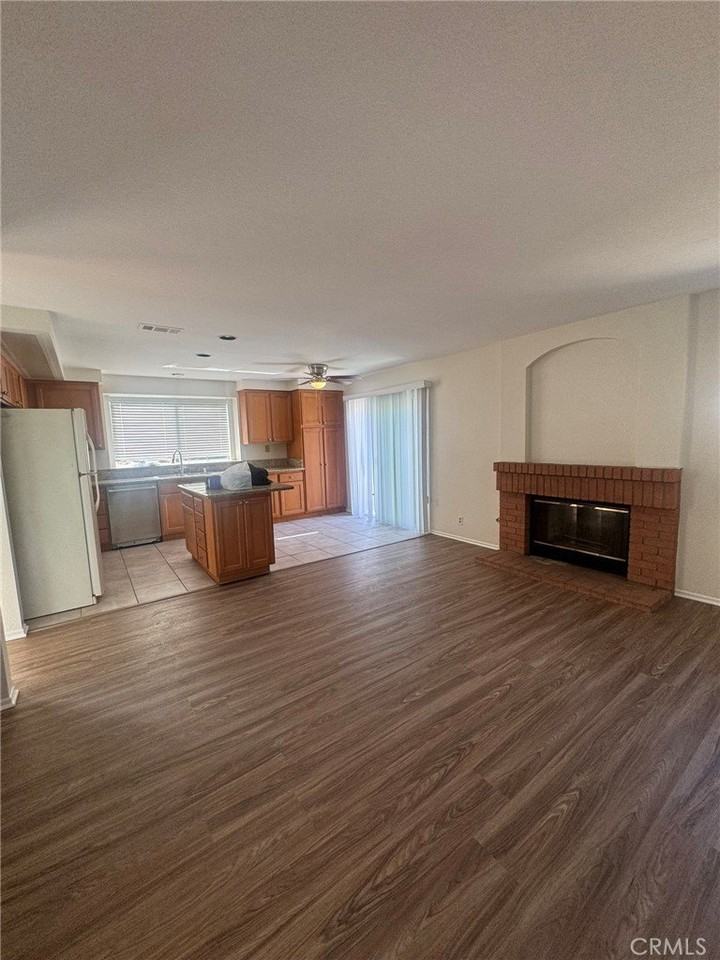 971 Longview Dr - Photo 6 of 34