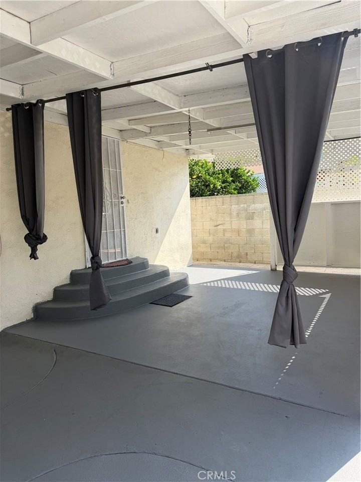 461 W Harvard St #A - Photo 3 of 12