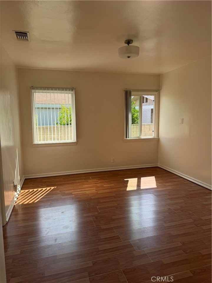 461 W Harvard St #A - Photo 5 of 12