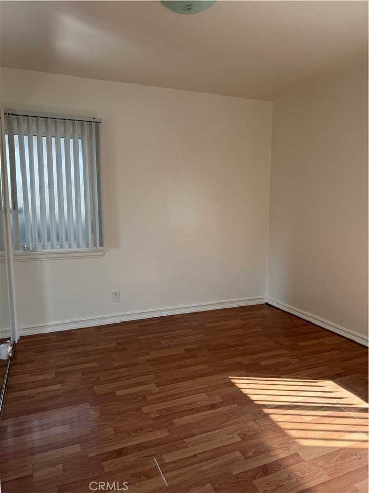 461 W Harvard St #A - Photo 6 of 12