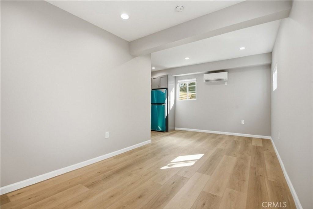 940 N Naomi St #100 - Photo 2 of 14