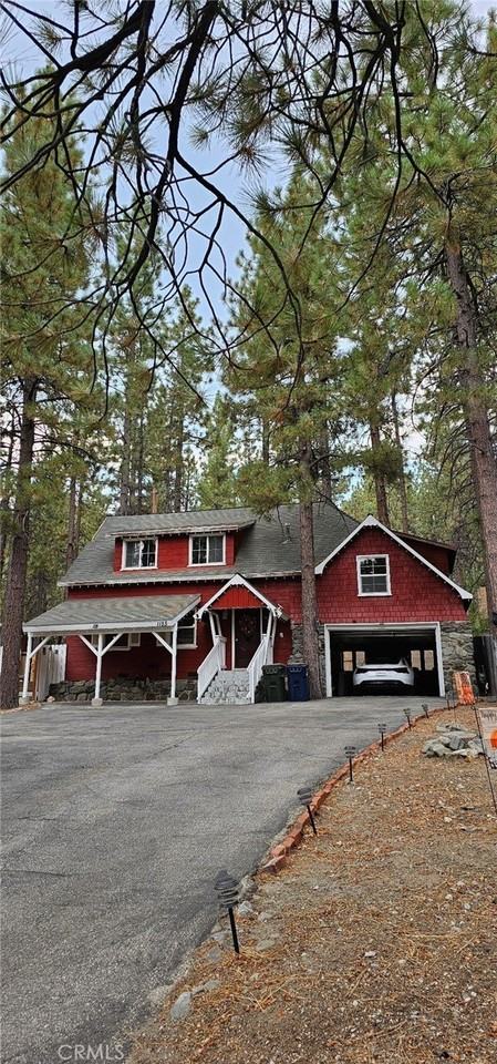 1155 Lark Dr - Photo 5 of 20