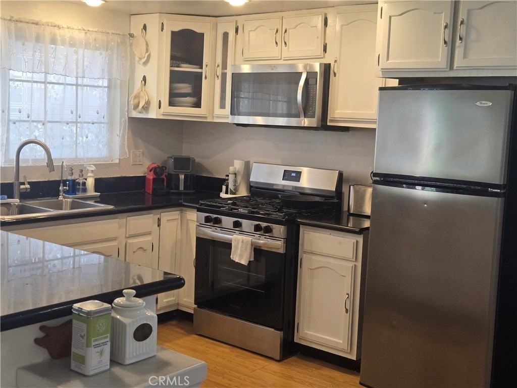 2513 S Prairie Dunes Pl - Photo 6 of 19