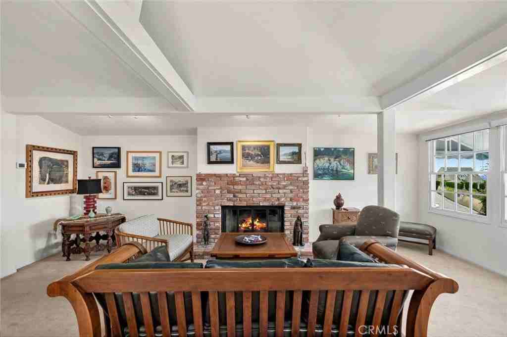 790 Wendt Ter - Photo 4 of 27