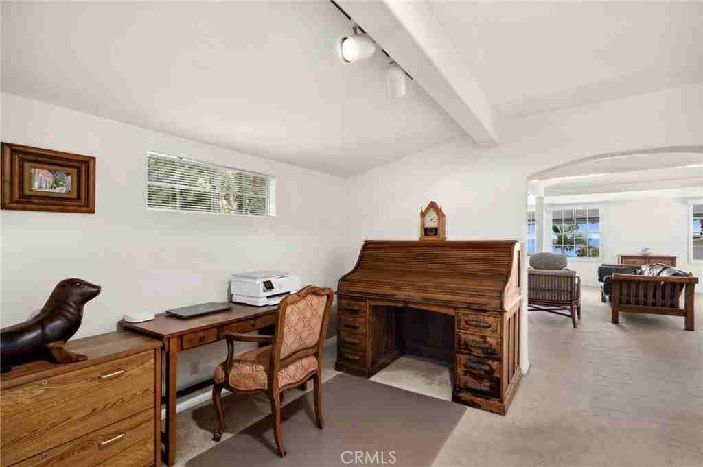 790 Wendt Ter - Photo 6 of 27