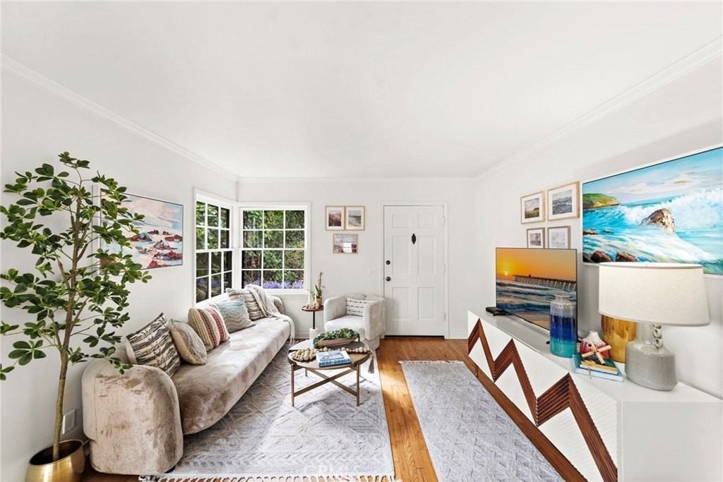 189 Lower Cliff Dr - Photo 4 of 23