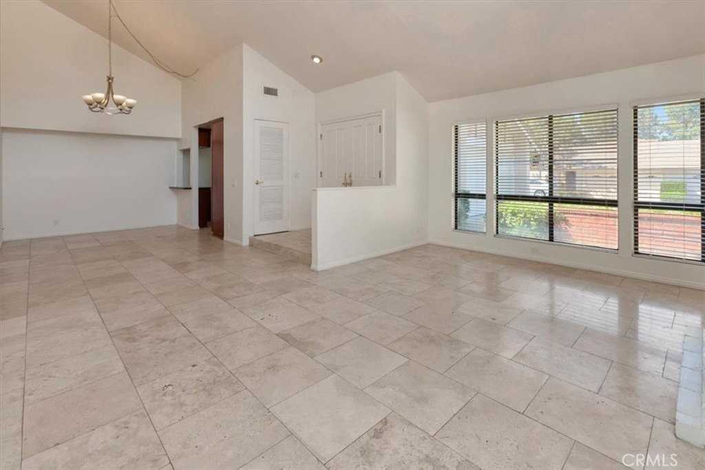 18722 Paseo Picasso - Photo 4 of 17