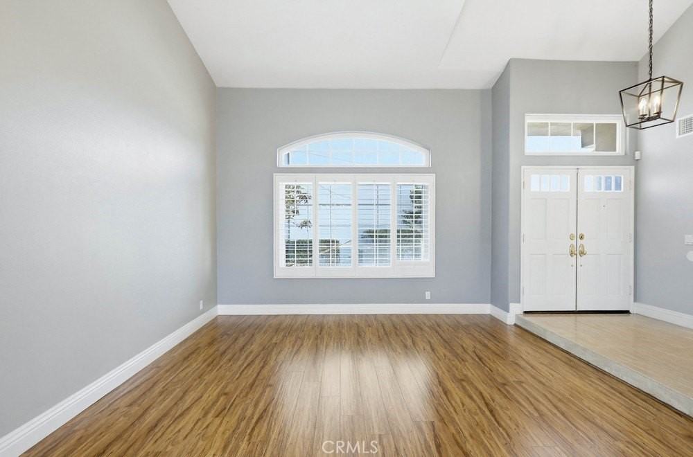 34 Laconia - Photo 7 of 50