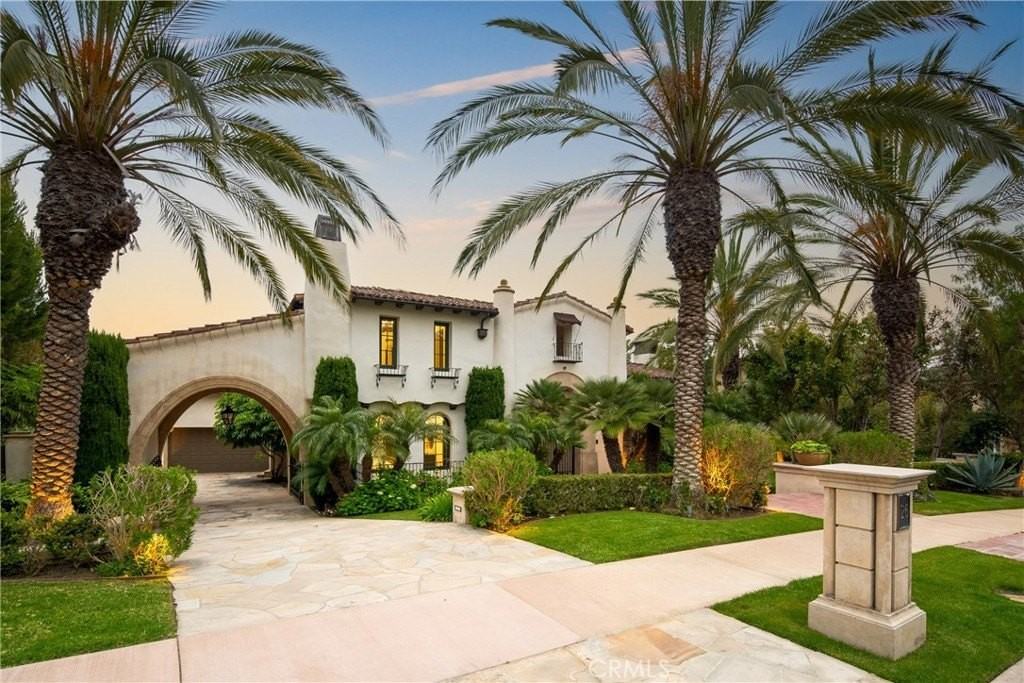 26 Fairway Pt - Photo 3 of 50