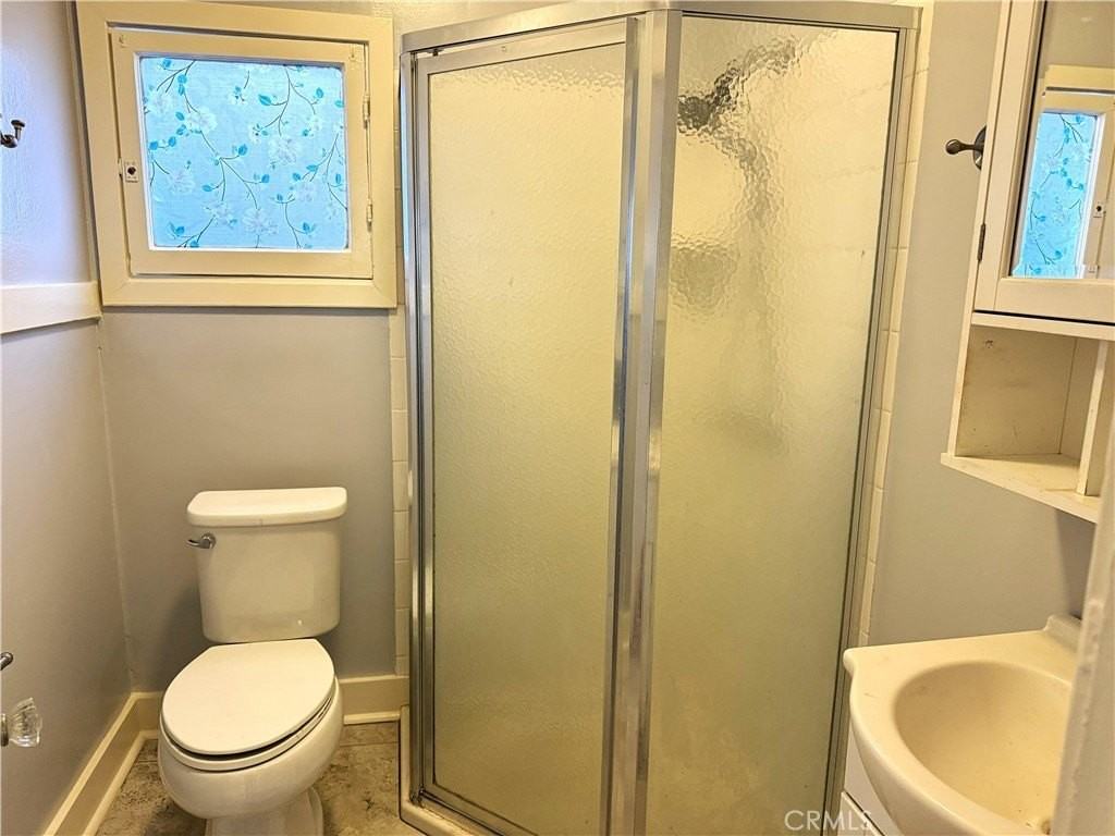 509 Electric Ave - Photo 5 of 9