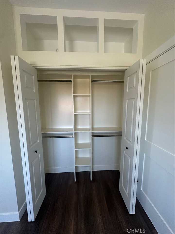 4125 W 185th St - Photo 4 of 17