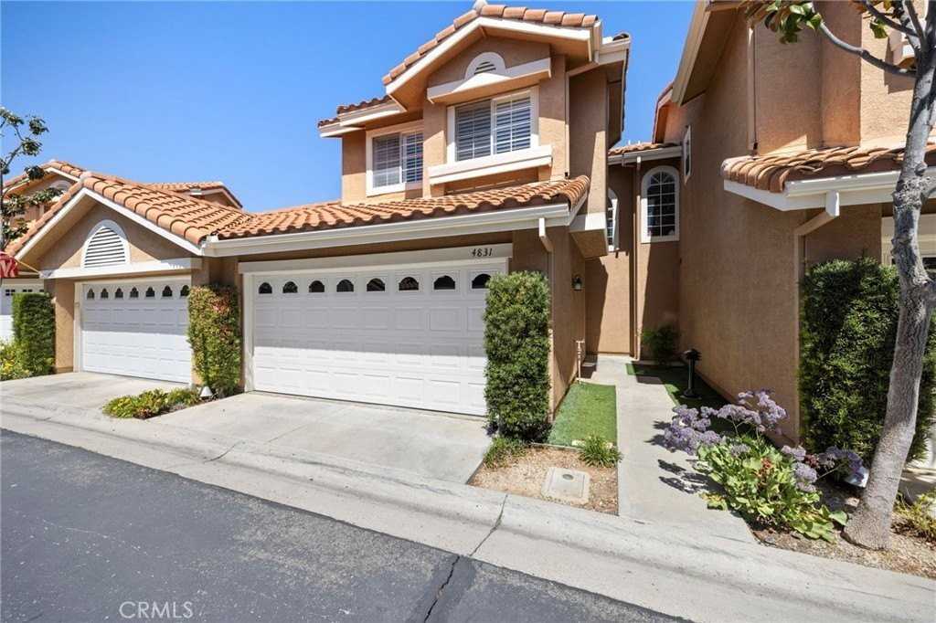 4831 Parma Dr - Photo 5 of 41