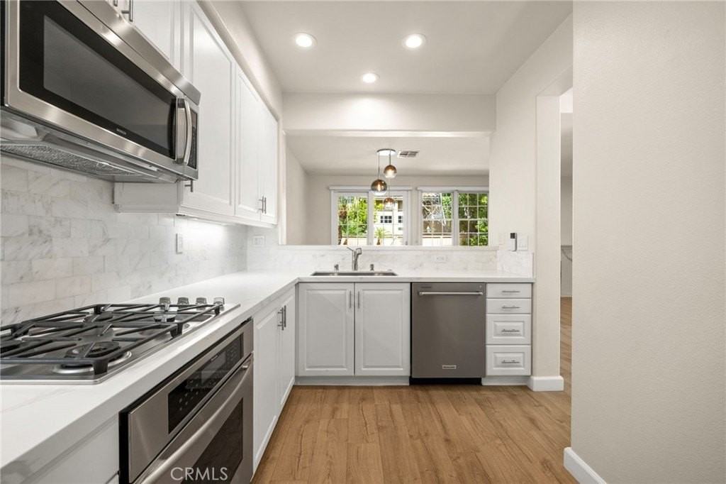 4831 Parma Dr - Photo 7 of 41