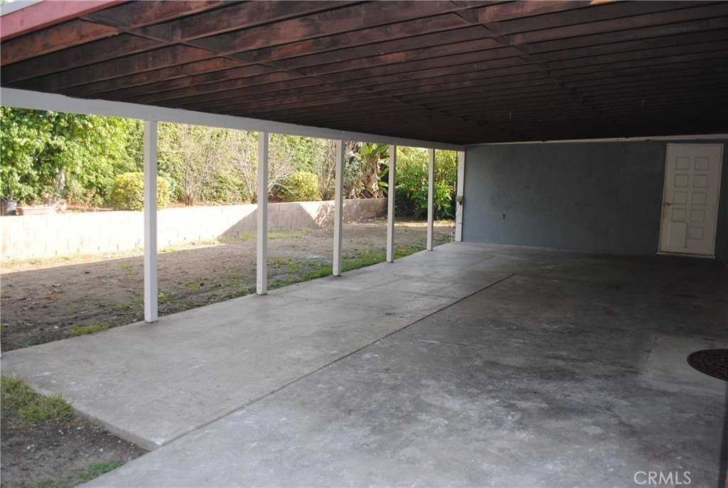 1452 Cranmer Dr - Photo 6 of 6