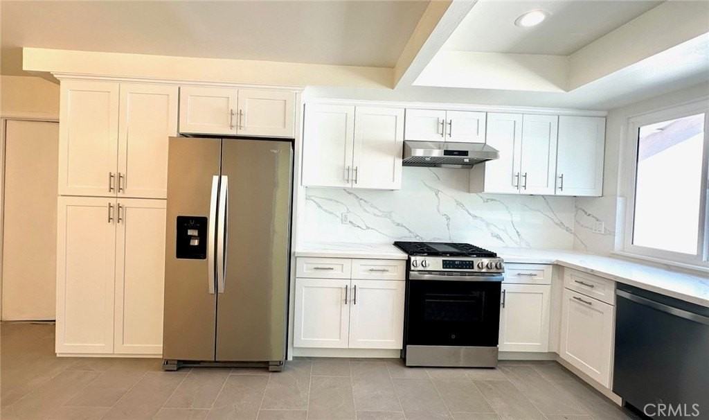 820 Browning Pl - Photo 5 of 22