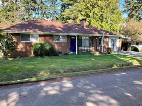 804 Ne 123rd St - Photo 1 of 1