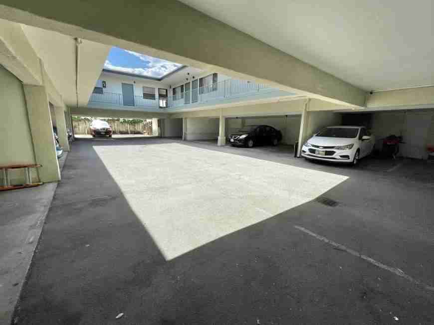 15644 Leadwell St - Photo 3 of 10