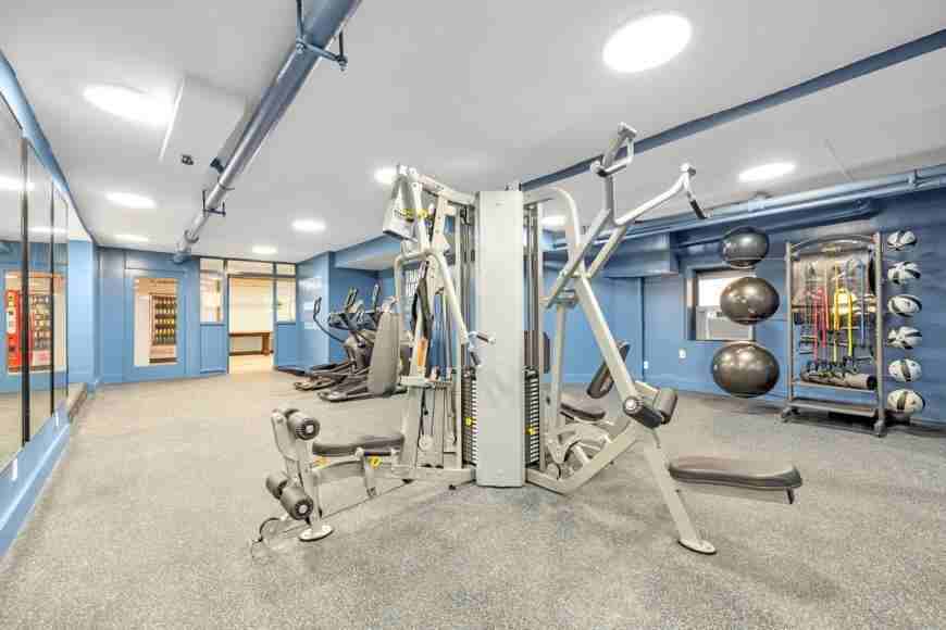 244 W 64th St - Photo 5 of 10