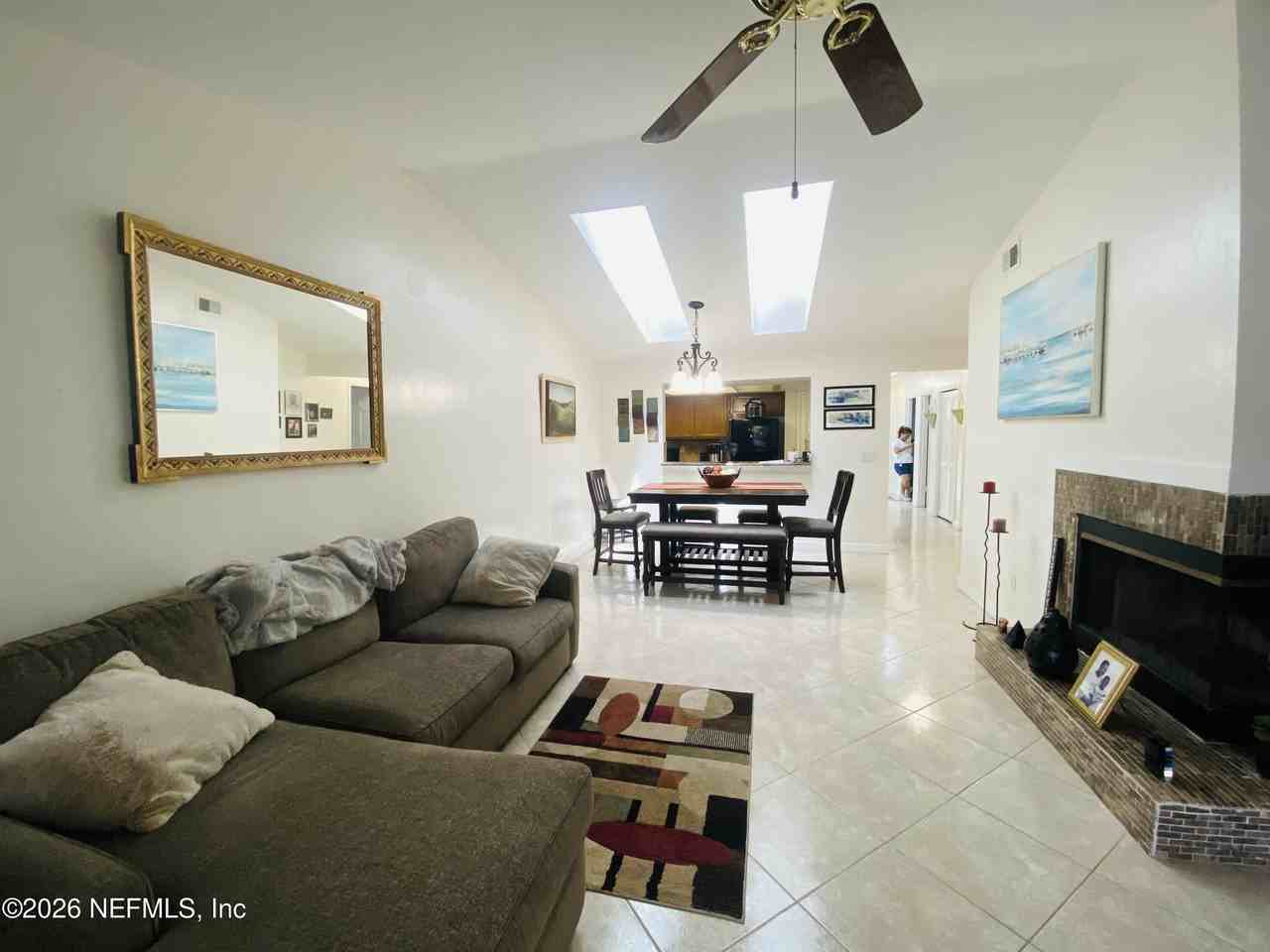 2280 Ironstone Dr E - Photo 4 of 19