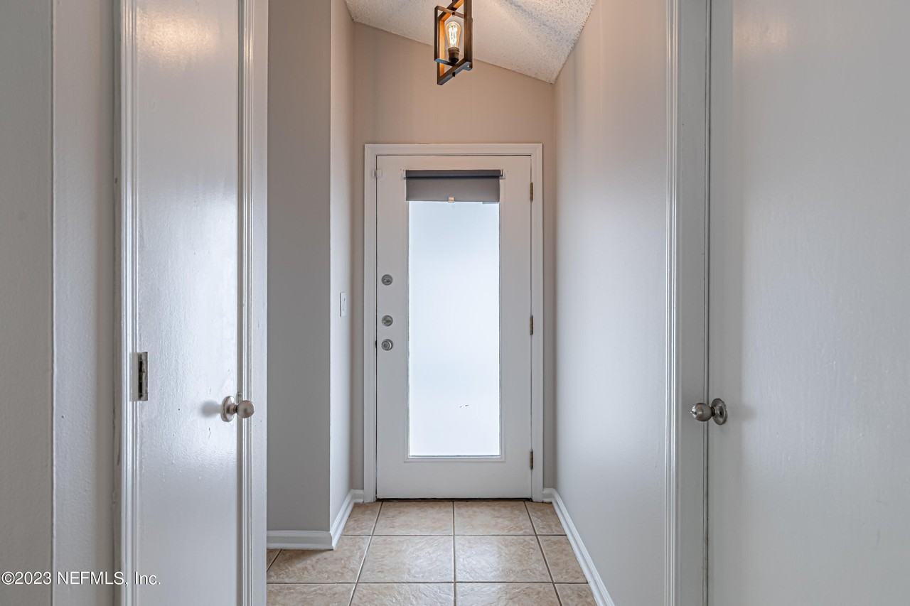 257 Sondra Cove Trl E - Photo 6 of 39