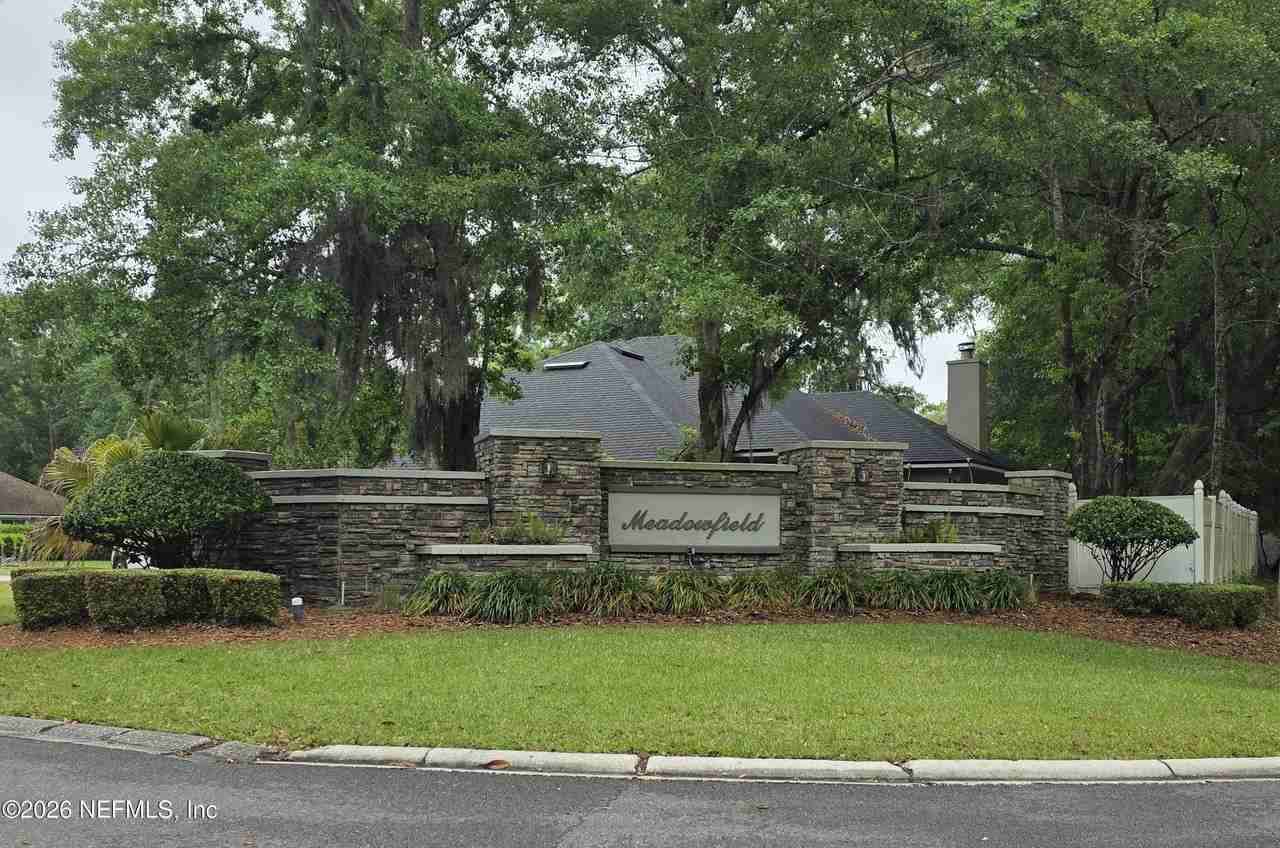 86088 Meadowridge Ct - Photo 2 of 28