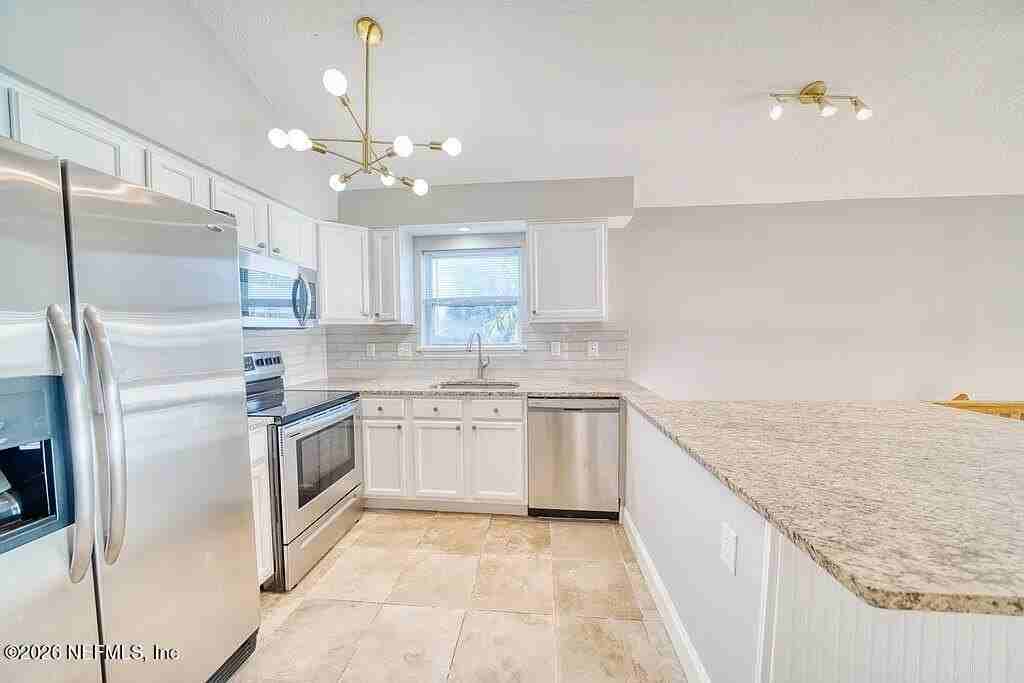 259 Riberia St Unit A - Photo 4 of 18