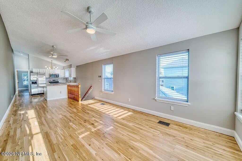 259 Riberia St Unit A - Photo 6 of 18