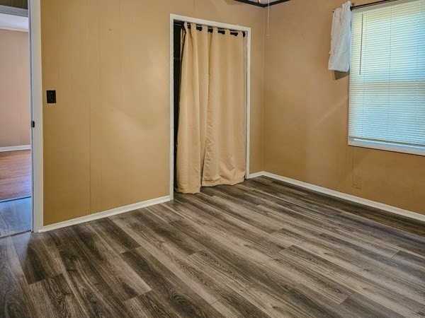 265 Tyler Rd - Photo 3 of 43