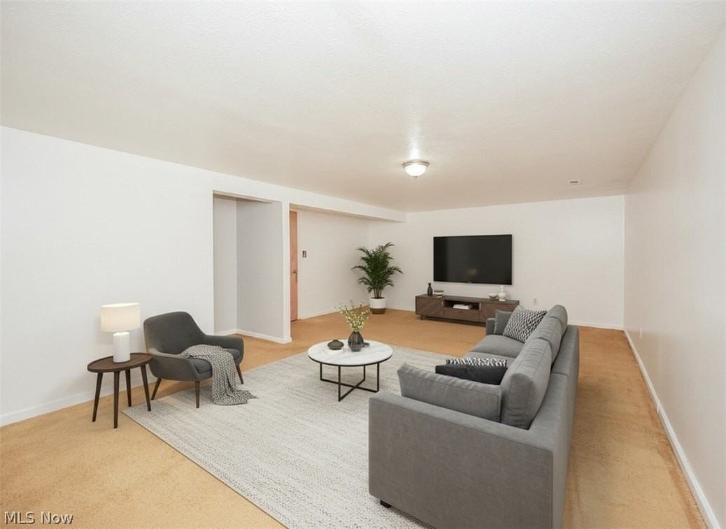 9471 Madison Ln - Photo 2 of 25