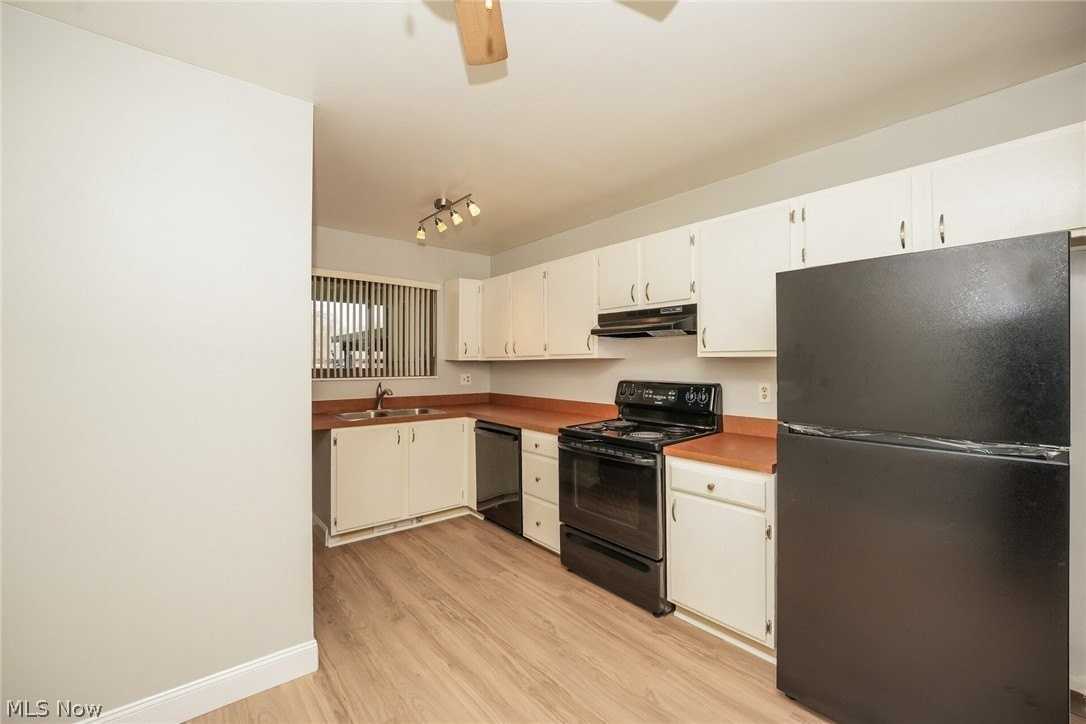 9471 Madison Ln - Photo 4 of 25